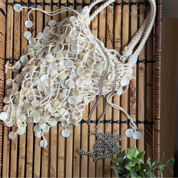 Zara Pearlescent Shell Beaded Bucket Bag Mini Cream Coastal Resort Blogger NWT - Picture 9 of 13